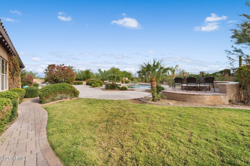 101-web-or-mls-Questa-103