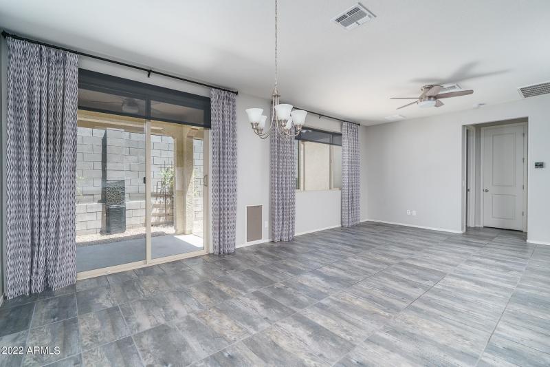 8) DINING TO GREAT ROOM