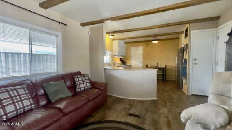 Living Roomtowards Kitchen