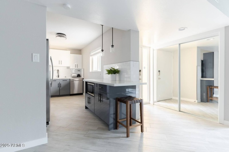 e1d497e7-9241-45f9-bd80-194c9795e9bf