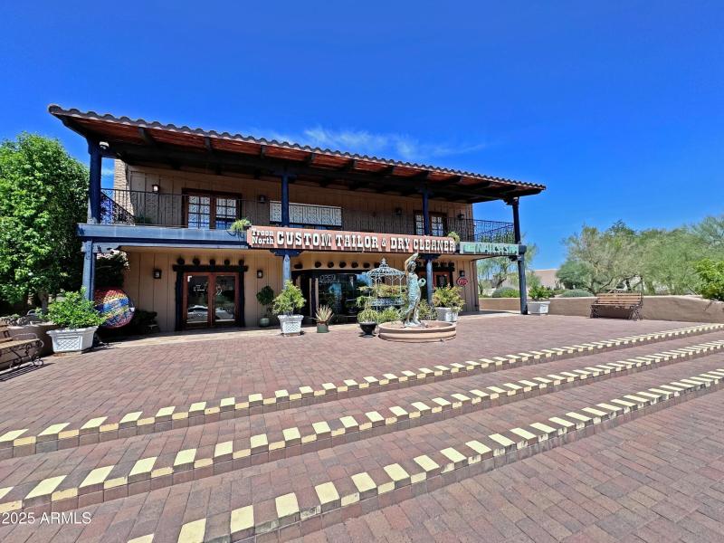 Nails Salon Dry Cleaner