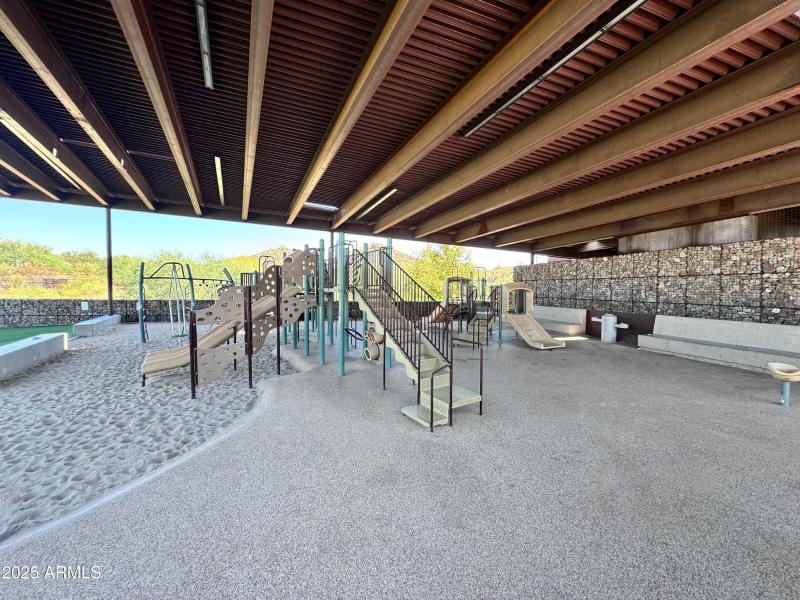 George Cavalliere Park, Alt View