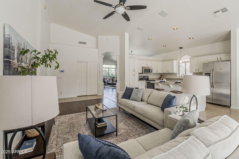 13-web-or-mls-Erie-12