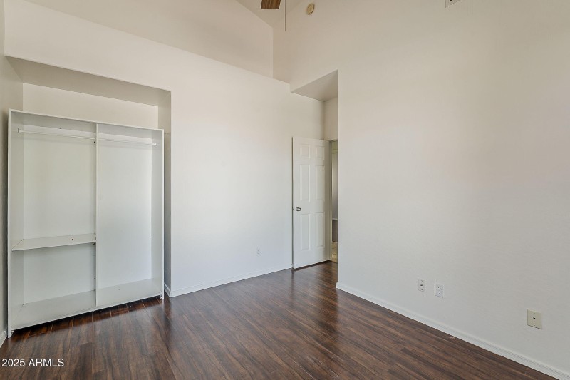 39-web-or-mls-Erie-38