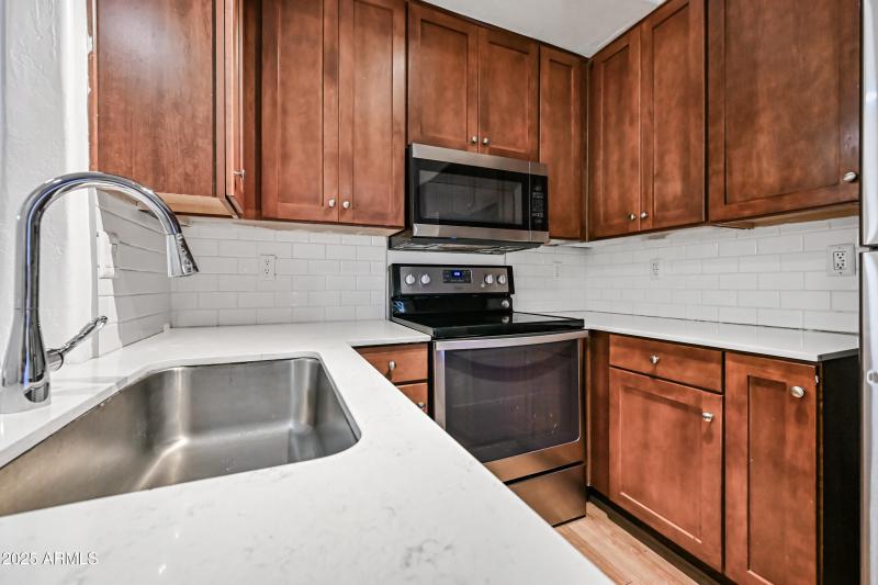 7-4608WMA1197-ocupix