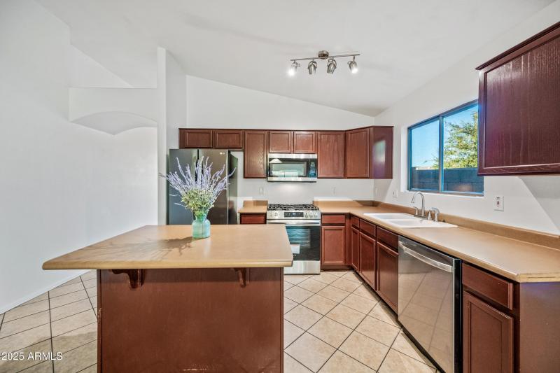 14-16223WPAPL-ocupix