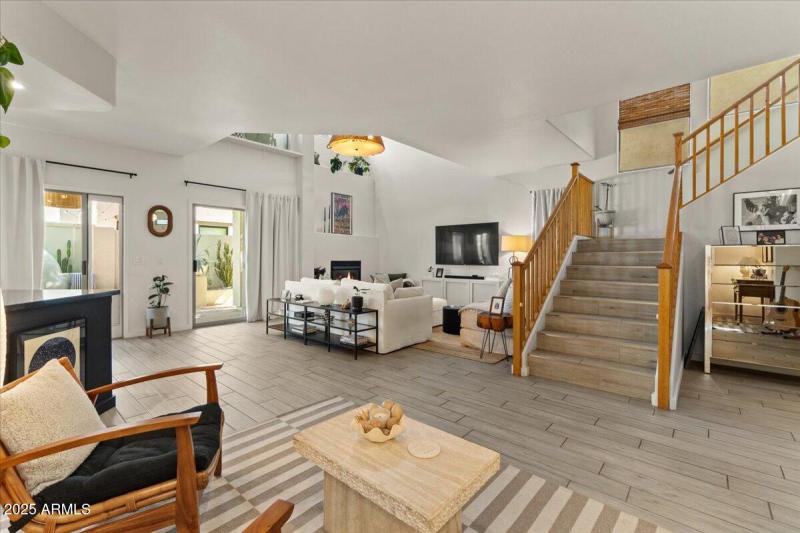 11-Sitting area and Living Room