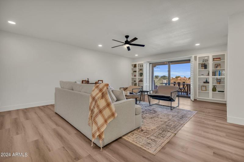 5-web-or-mls-2505 N 61st Way-5