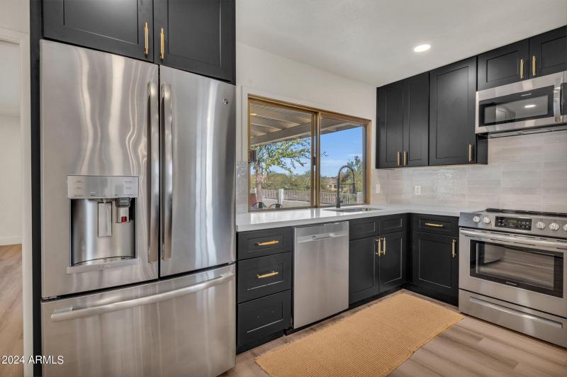 9-web-or-mls-2505 N 61st Way-9