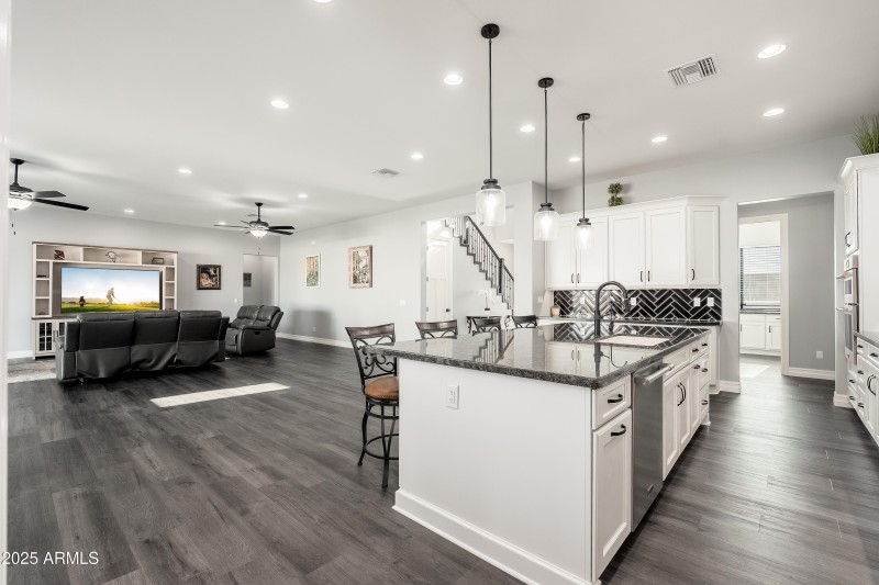 22801 E Galveston St - 13