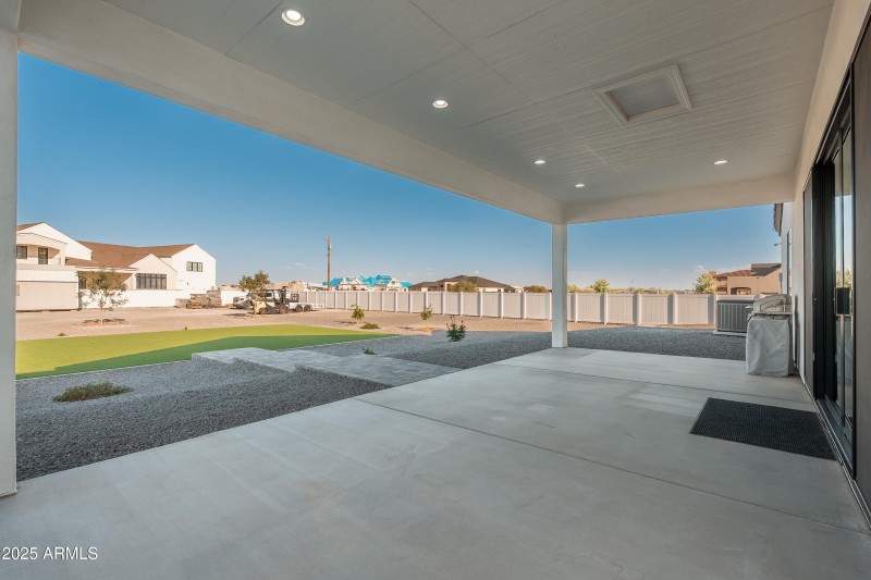 22801 E Galveston St - 52