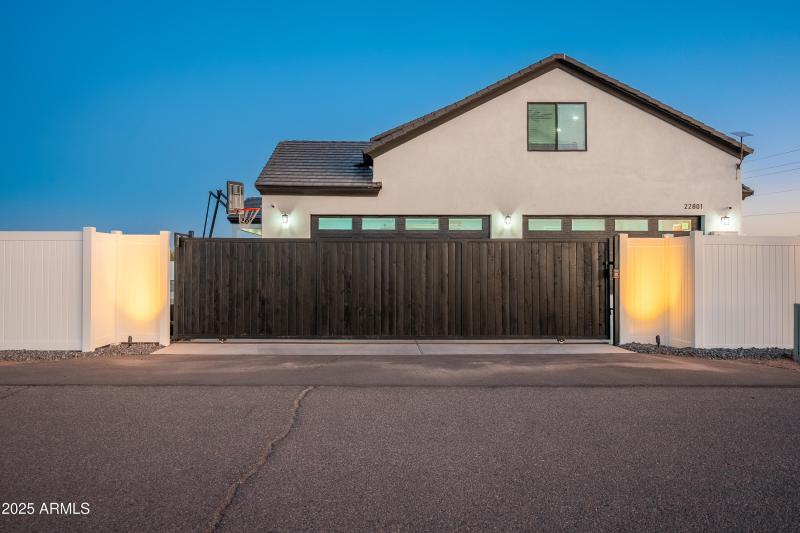 22801 E Galveston St - 73