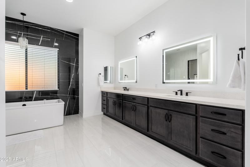 21-print-22801 E Galveston St, 10-07 - 2