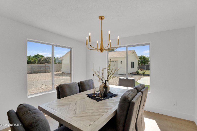 16-web-or-mls-18047 E Vencino-15