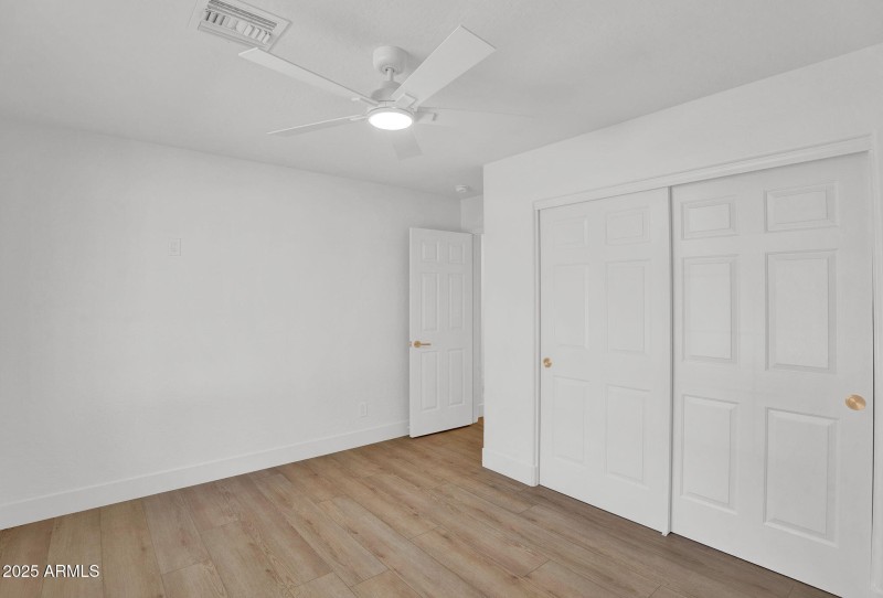 32-web-or-mls-18047 E Vencino-42