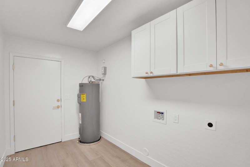 34-web-or-mls-18047 E Vencino-43