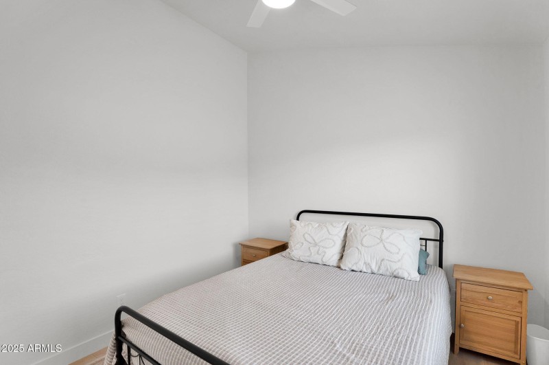 57-web-or-mls-18047 E Vencino-38