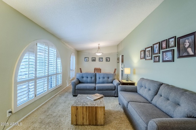 24-web-or-mls-Louis-24