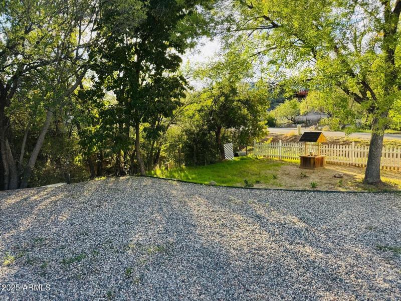 0e207e2a-8535-4769-a40c-b59a43198c93