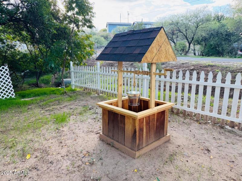 a12d2565-991a-4f7e-9607-a8230d309de2