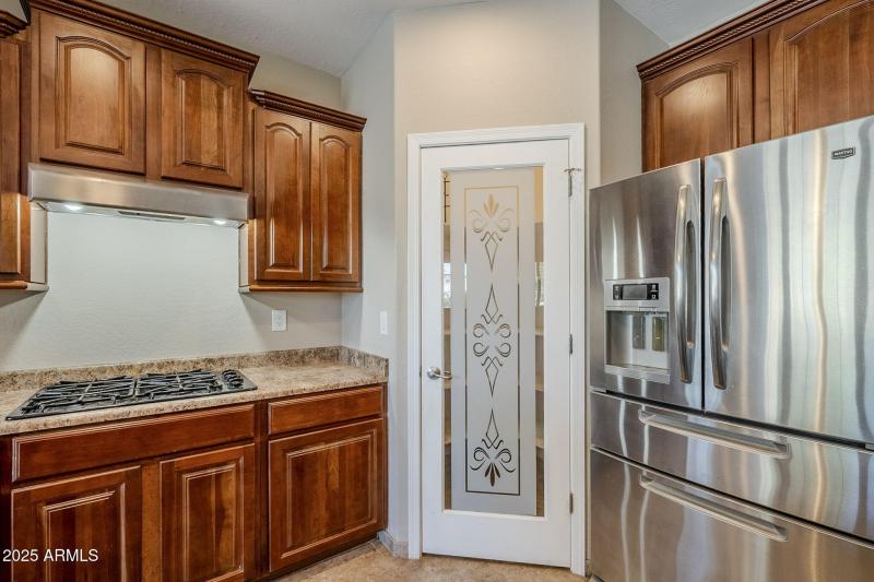 25-web-or-mls-Donithan-13