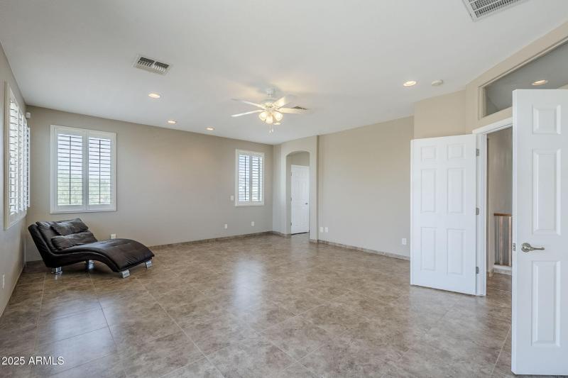 51-web-or-mls-Donithan-39