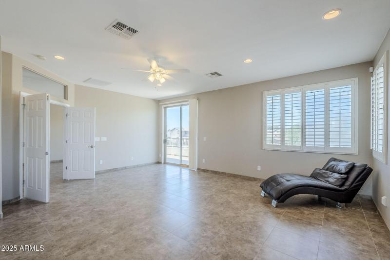 52-web-or-mls-Donithan-40