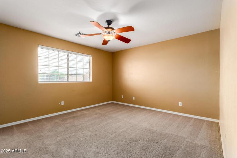 secondary bedroom Bell