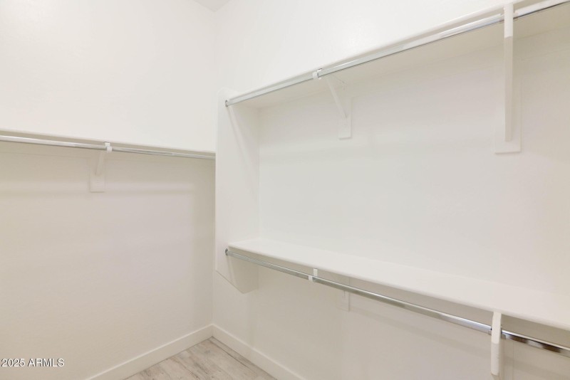 5641 Sayan - 21Primary Closet