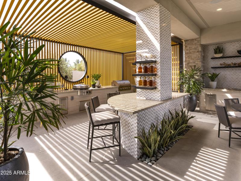 Merion_Grove_Desert_Sage_Patio_0584_conv