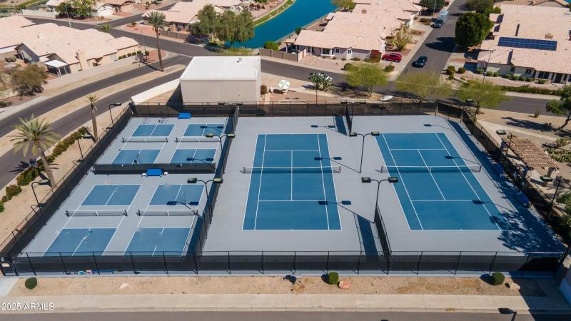 pickle ball and tennis