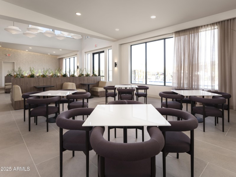 Valle_Norte_Clubhouse_Dining_9186_conver