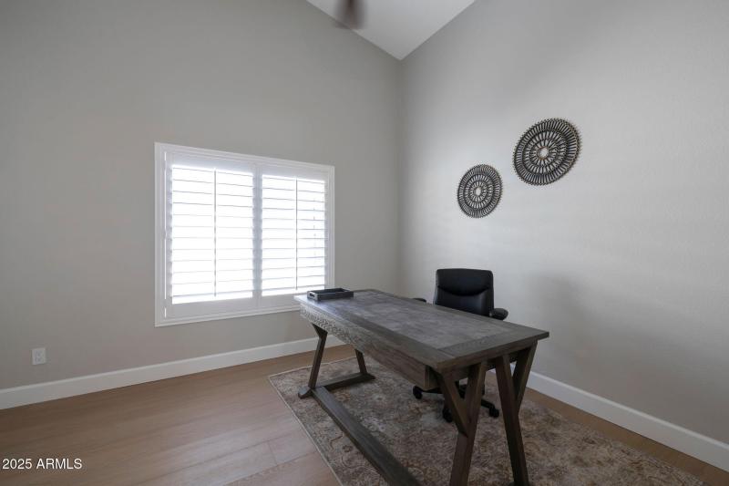 15-web-or-mls-Qp-4082