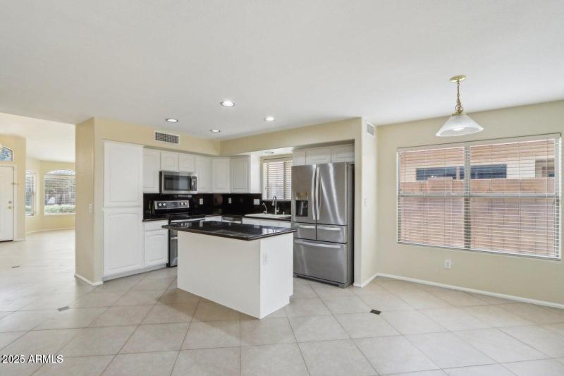 20250508180130747481000000-o