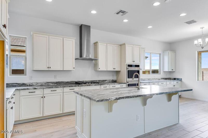 17837 W PASADENA - Ready Now!