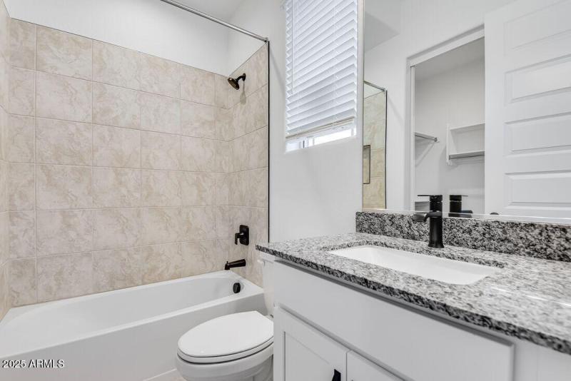 17819 W PASADENA - Ready Now!