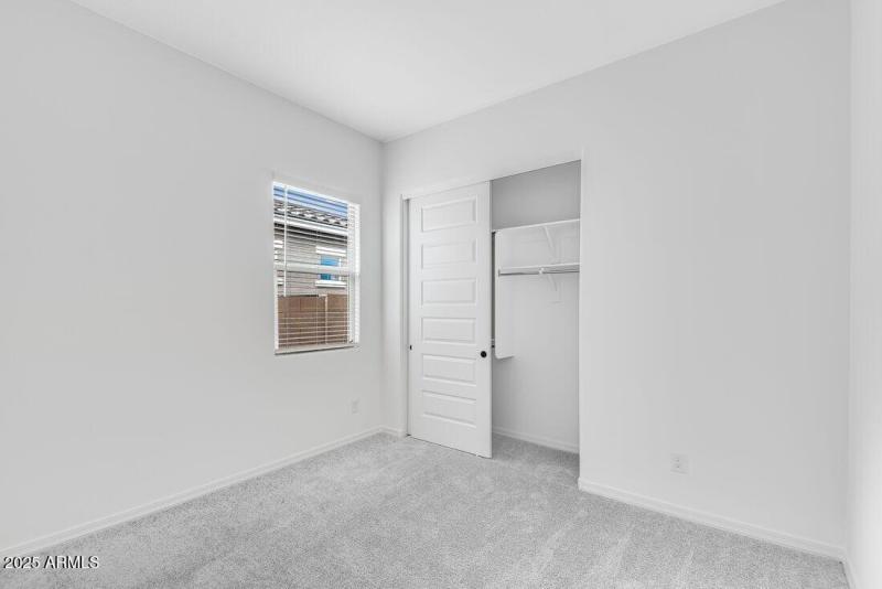 17819 W PASADENA - Ready Now!