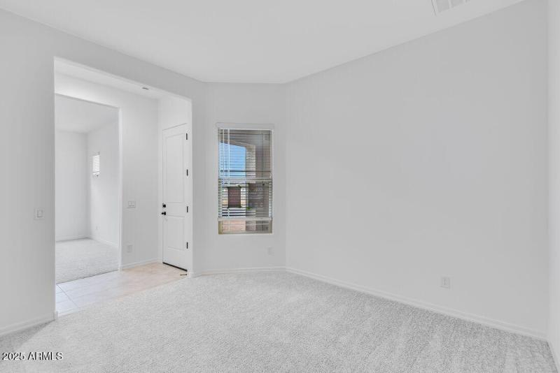 17819 W PASADENA - Ready Now!