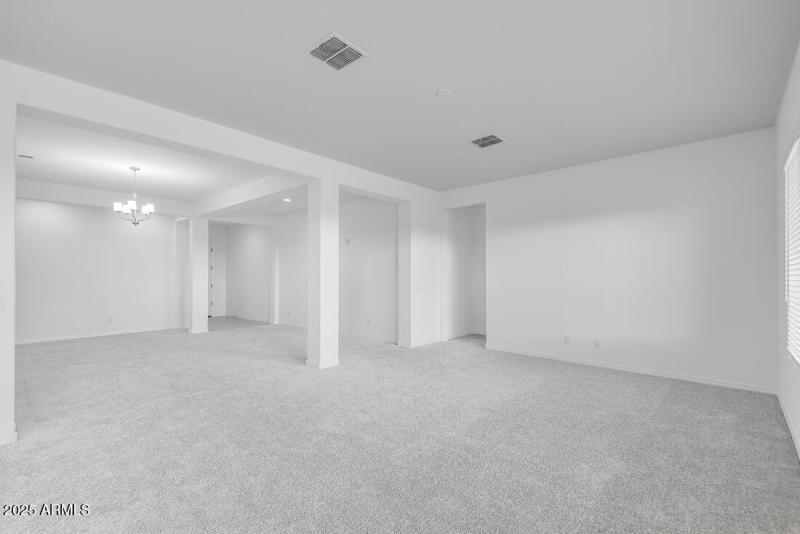 17819 W PASADENA - Ready Now!