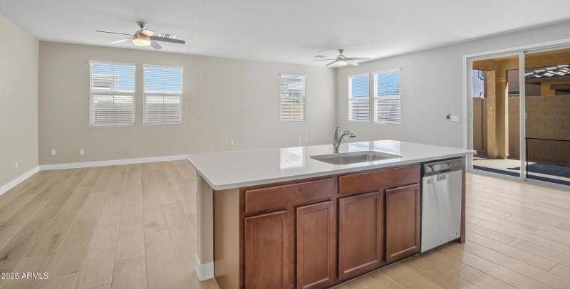 Great room_Kitchen-2