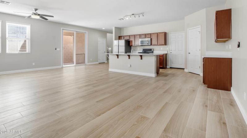 Great room_Kitchen-5