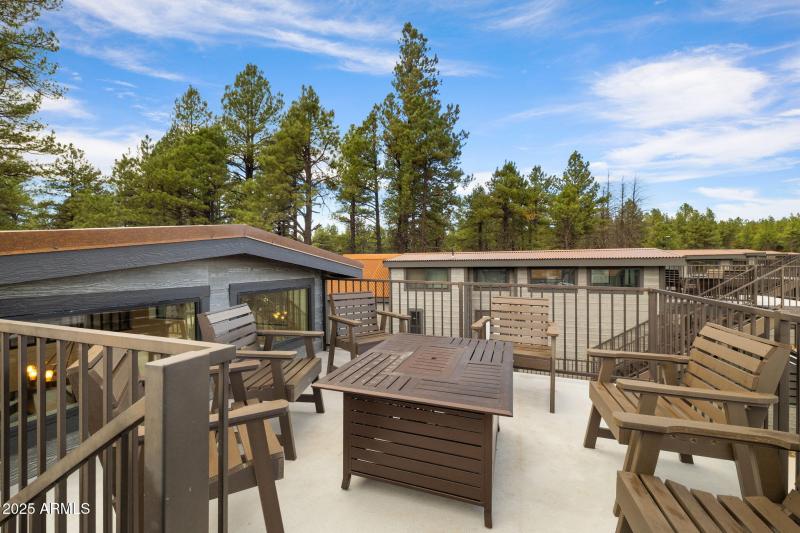 25-web-or-mls-FA9A0323