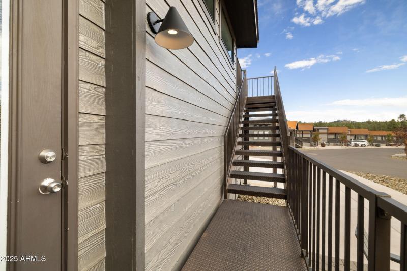 24-web-or-mls-FA9A0318