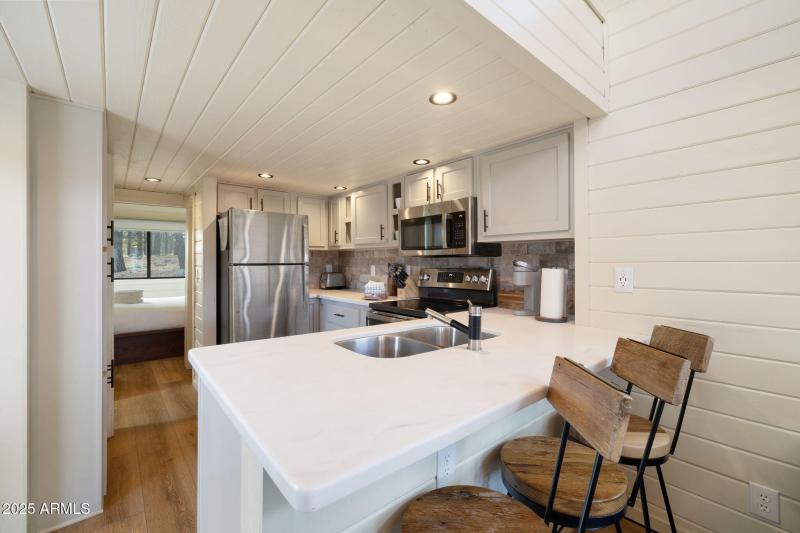 11-web-or-mls-FA9A0253