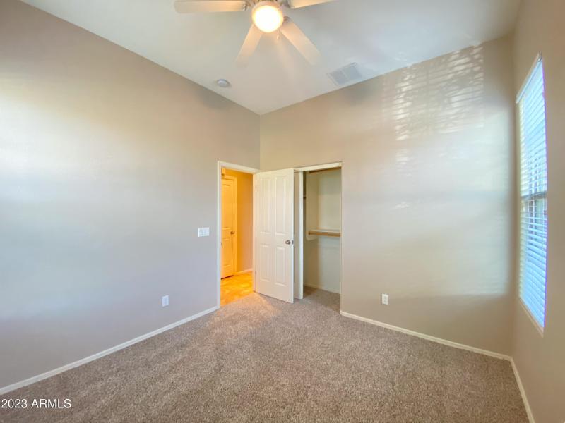 4442 N Jackson Ct-Bed 4