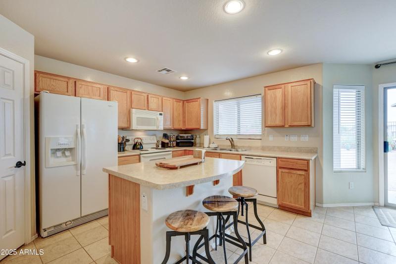 29293 N Yellow Bee-10