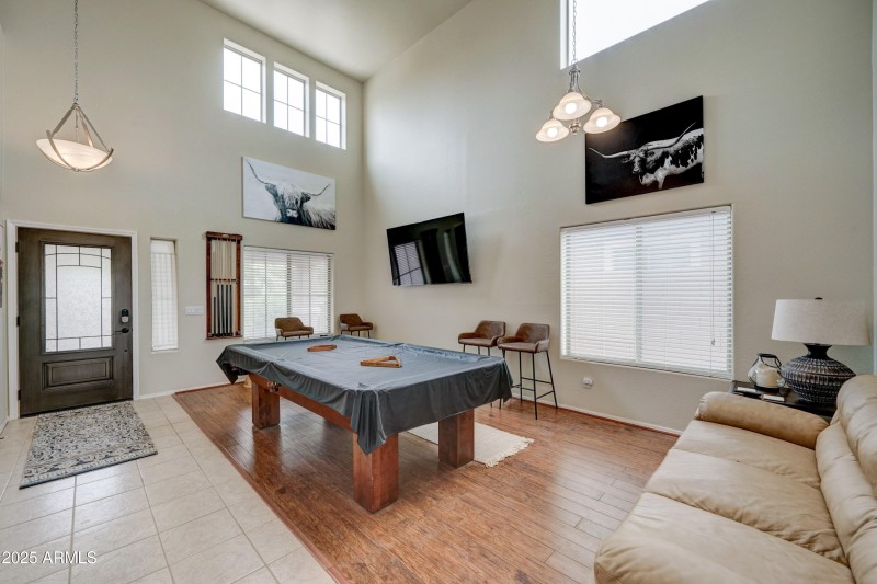 29293 N Yellow Bee-5