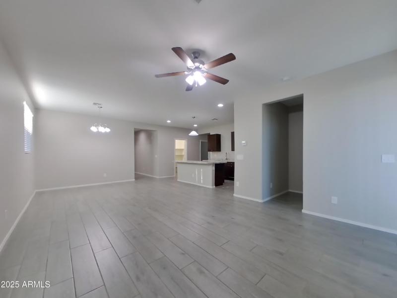 1_pc_0DiC4KjXwA_RszwCPSk72_layout_0