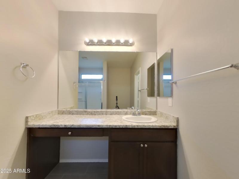 7_pc_9yOeqETpqr_M1H5bBqAXK_layout_1