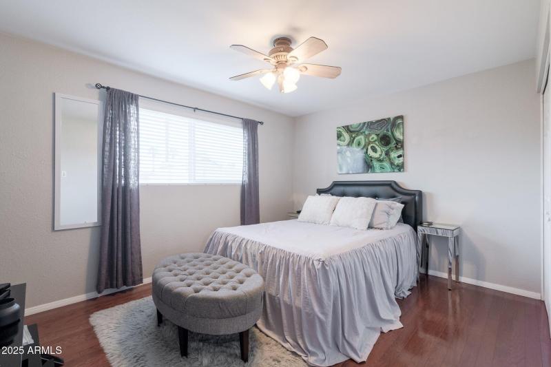 Moreland (14).jpg-SMALL